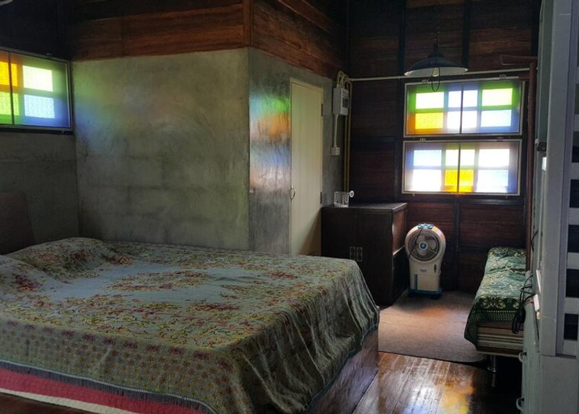Chiang Rai Province mae lao Room