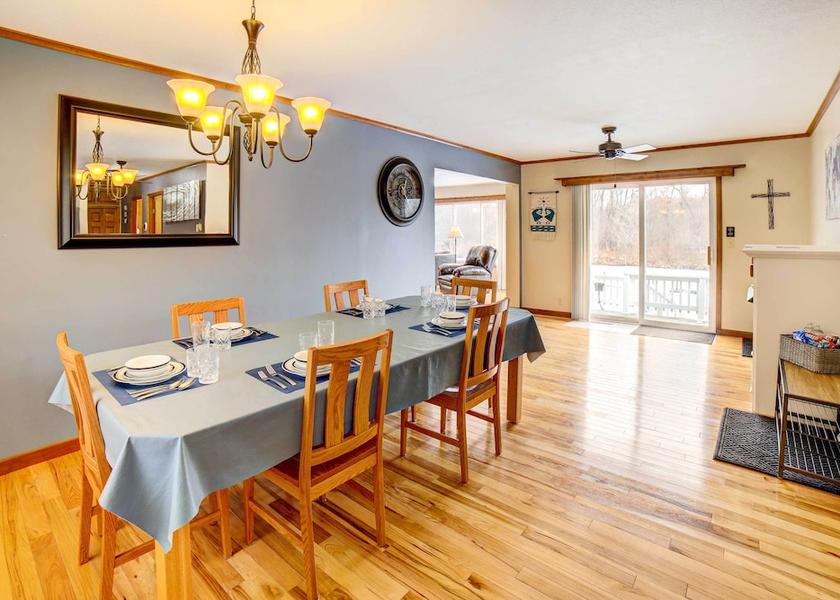 Michigan evart Interior Entrance