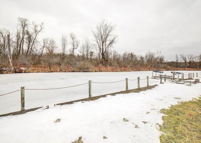 Michigan evart Interior Entrance