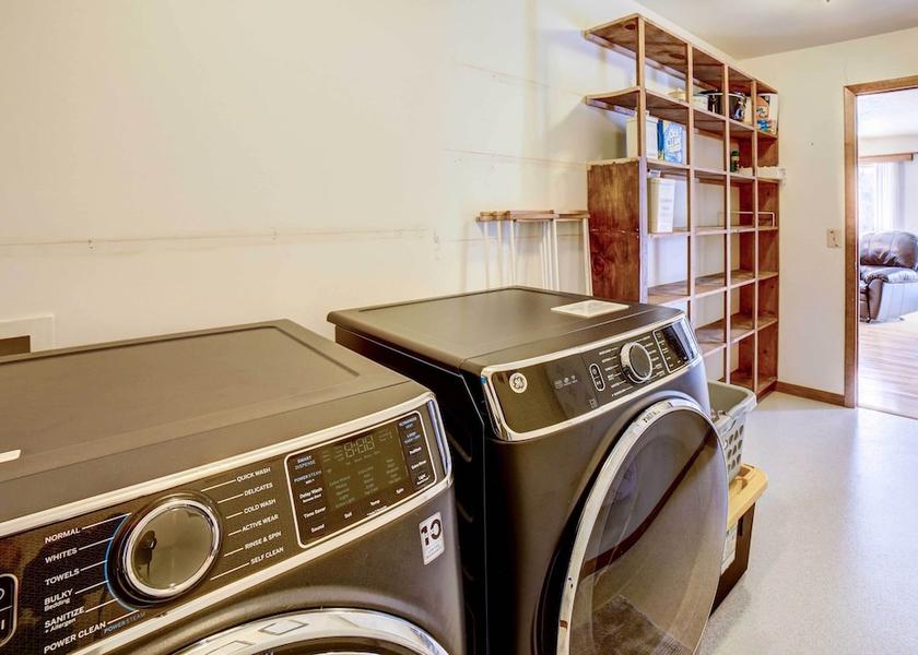 Michigan evart Interior Entrance