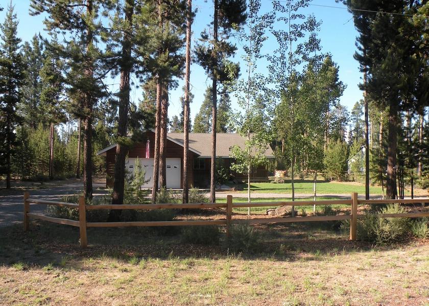 Oregon la pine Exterior Detail