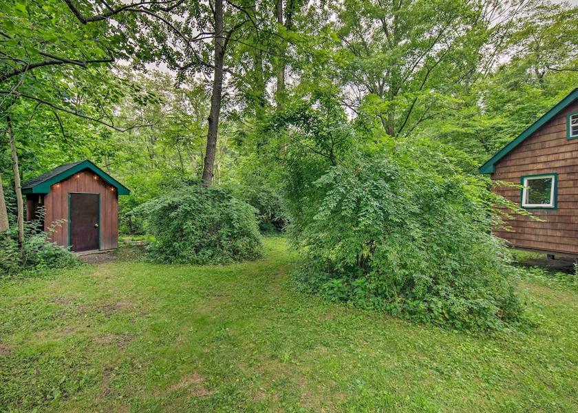 Pennsylvania narvon Interior Entrance