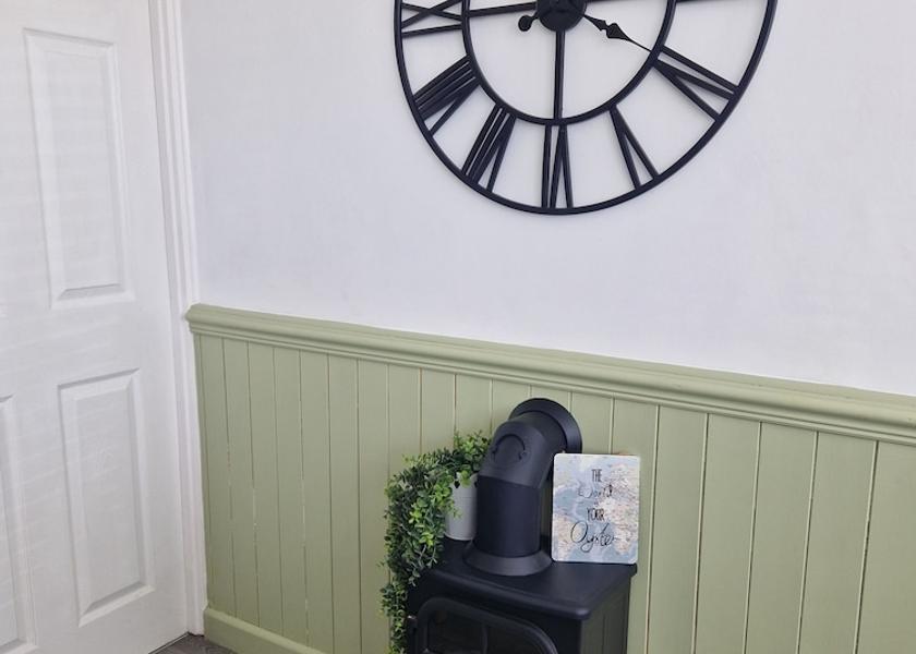 Wales kidwelly Room