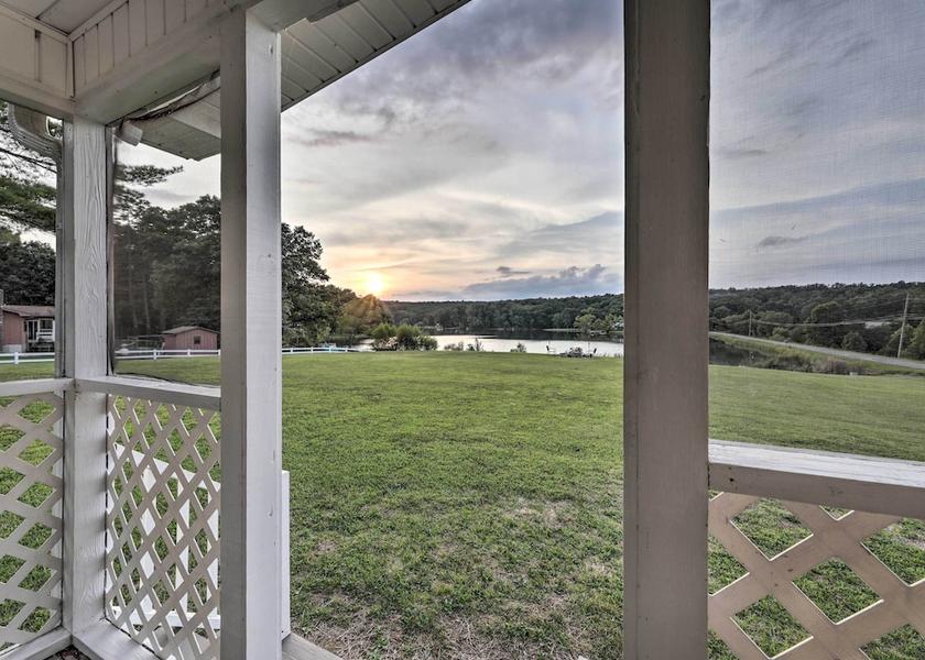 Tennessee dunlap Interior Entrance
