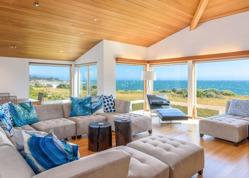 California sea ranch Living Area