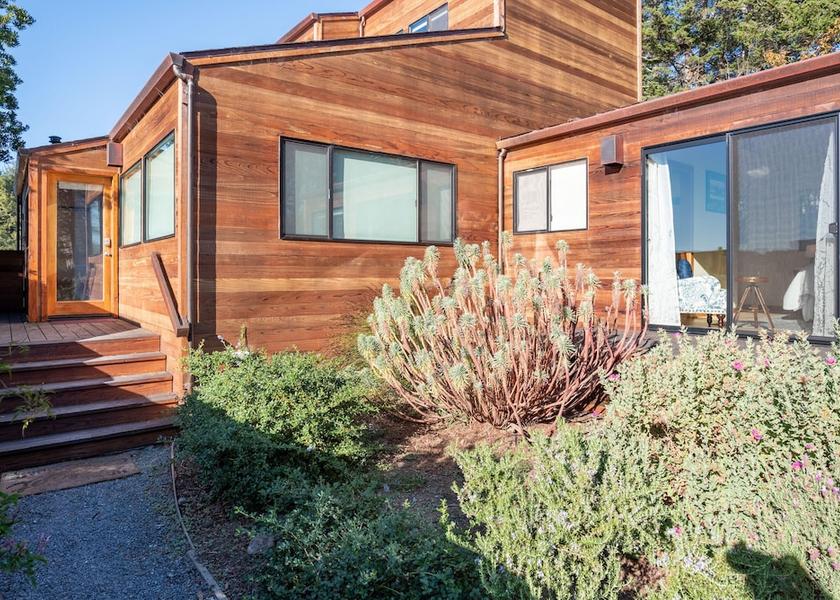 California sea ranch Exterior Detail