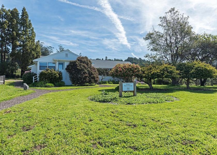 California sea ranch Property Grounds