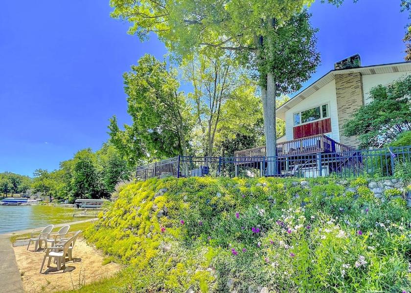 Oklahoma grant Interior Entrance