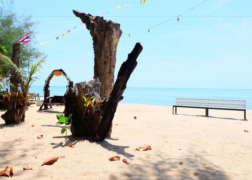 Nakhon Si Thammarat Province Tha Sala Beach