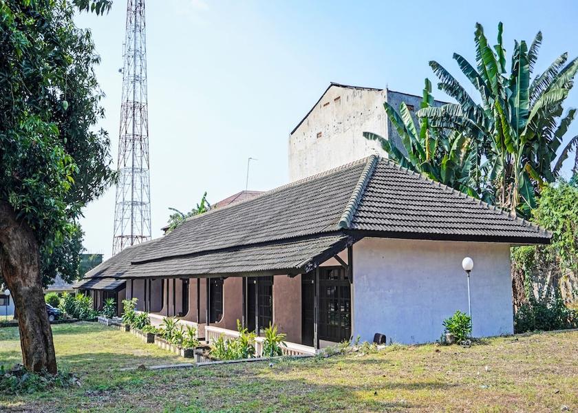 West Java Cikampek Exterior Detail