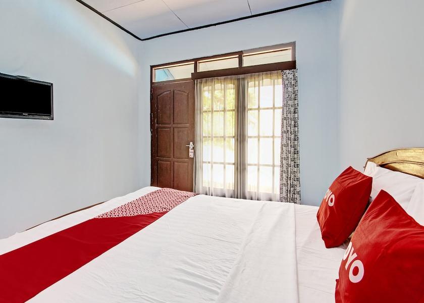 Central Java Getasan Room