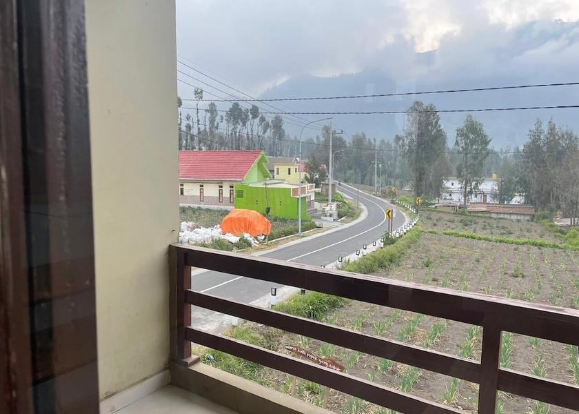 East Java Ngadisari Room