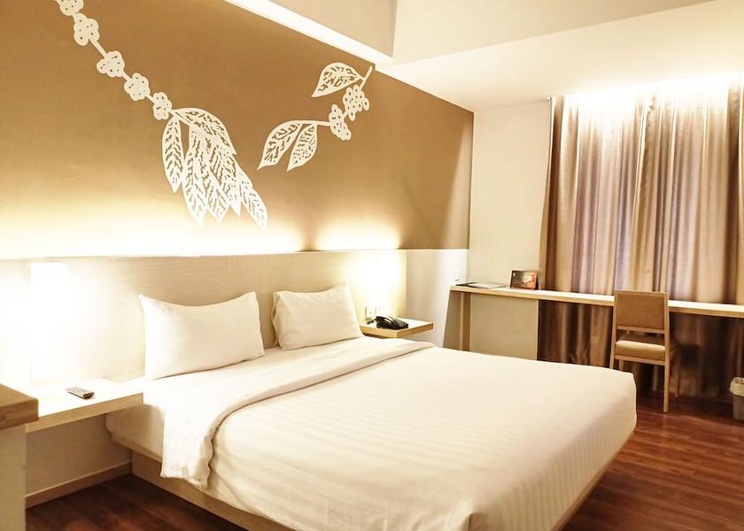  Muara Enim Room