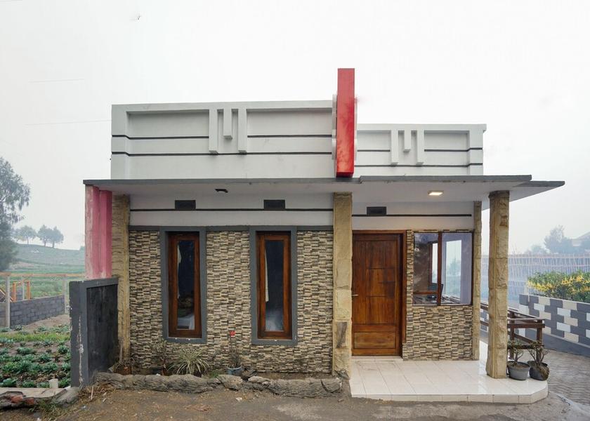 East Java Ngadisari Exterior Detail