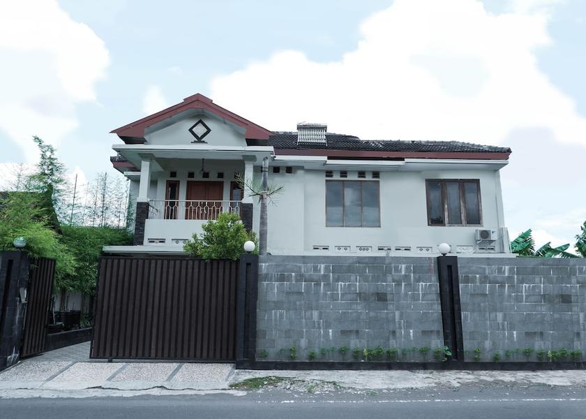 Special Region of Yogyakarta Ngaglik Exterior Detail