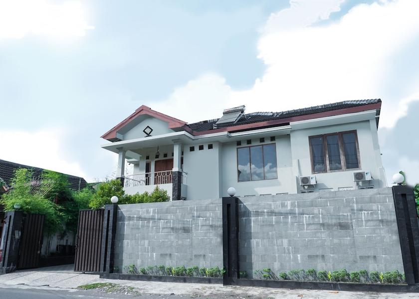 Special Region of Yogyakarta Ngaglik Exterior Detail