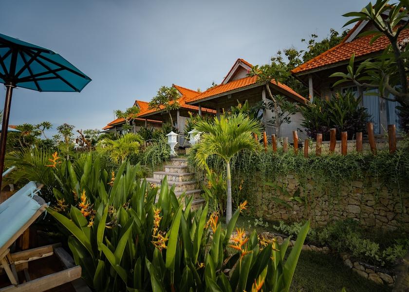  Penida Island Exterior Detail
