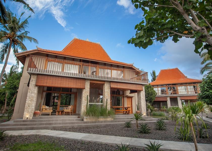  Penida Island Exterior Detail