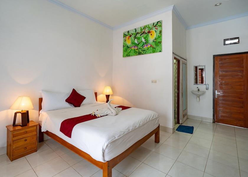  Penida Island Room