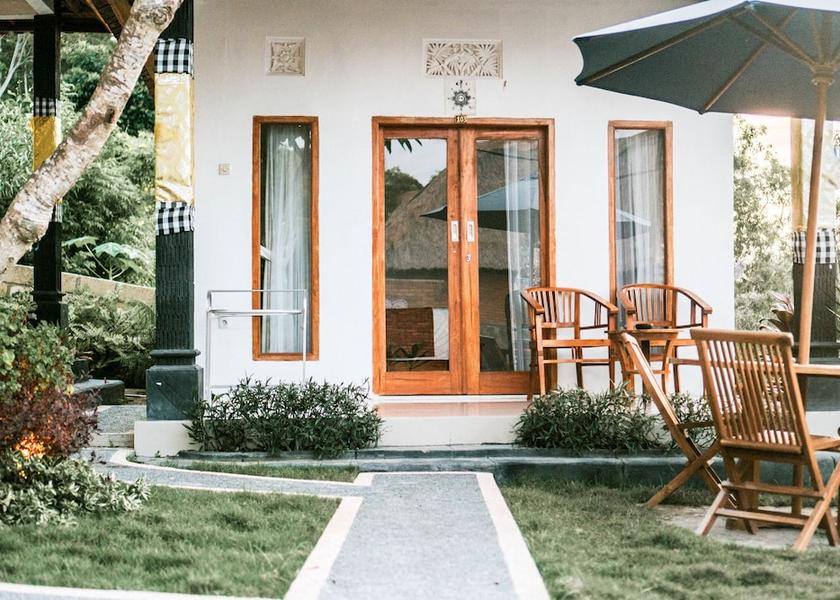  Penida Island Exterior Detail