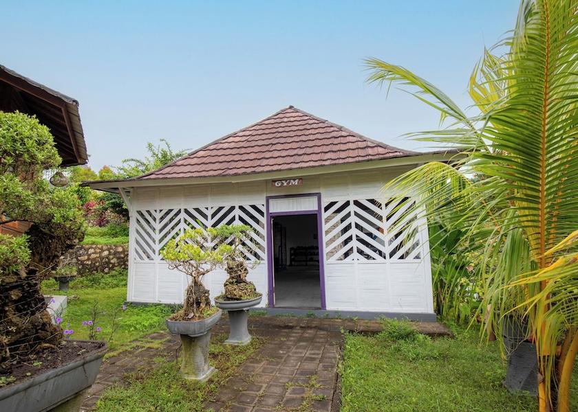  Penida Island Fitness Facility