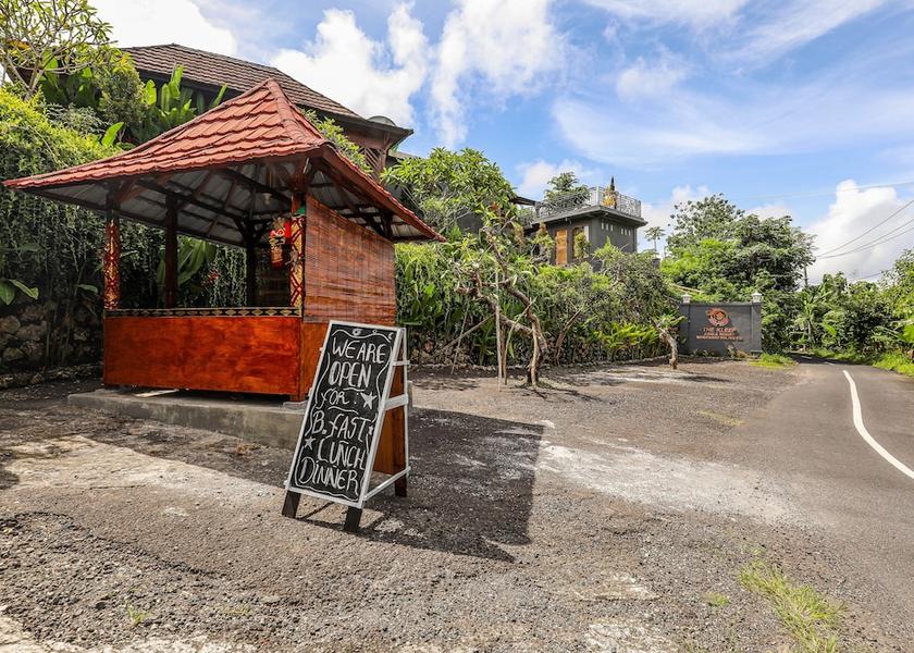 Bali Penida Island Front of property
