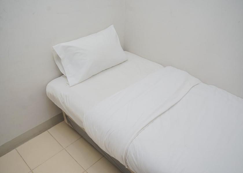  South Tangerang Room