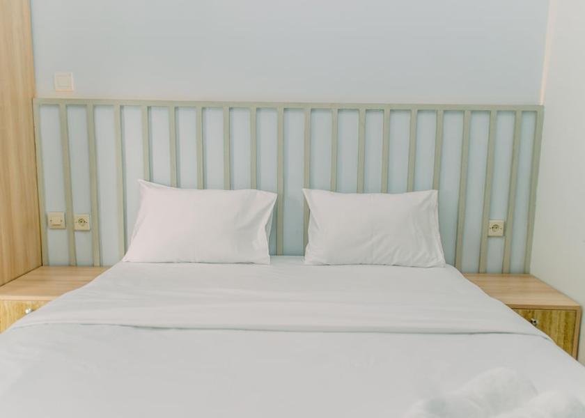  South Tangerang Room