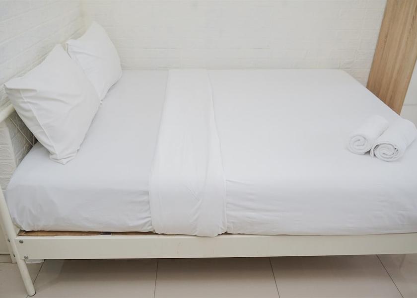  South Tangerang Room