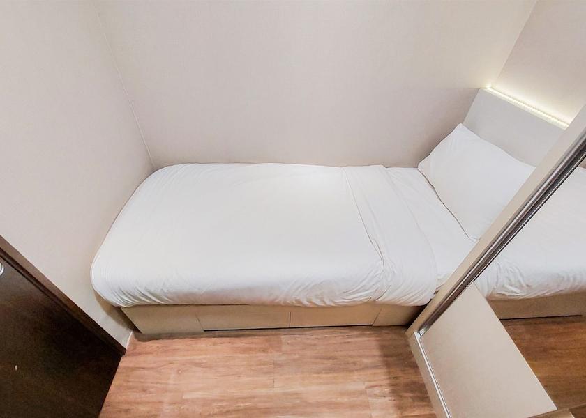 South Tangerang Room