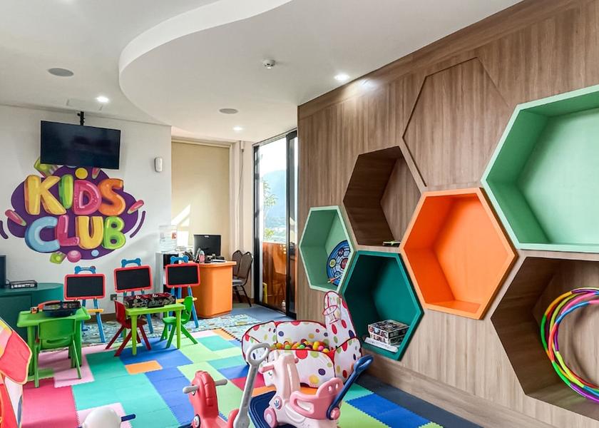  Samosir Children's Play Area