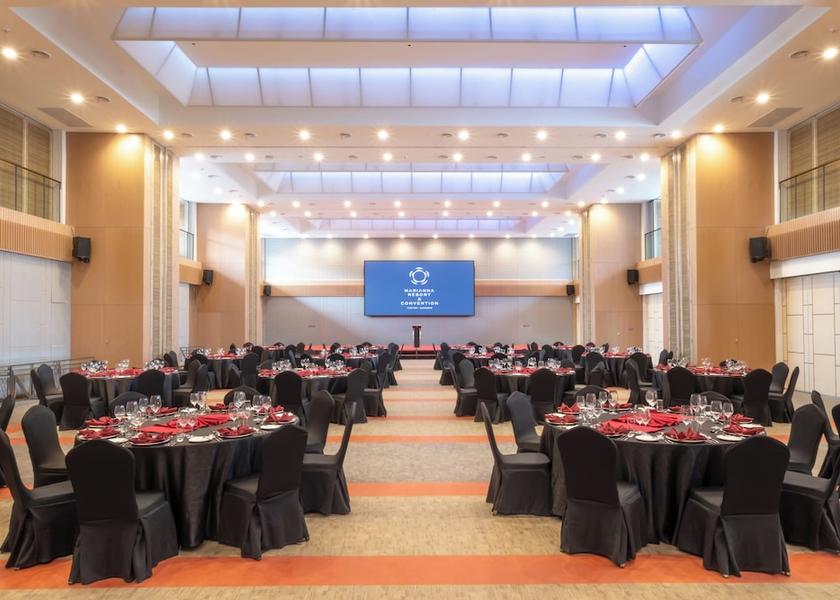  Samosir Meeting Room