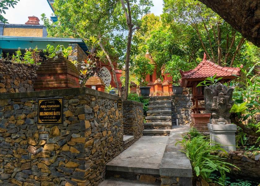 Bali Sukasada Exterior Detail