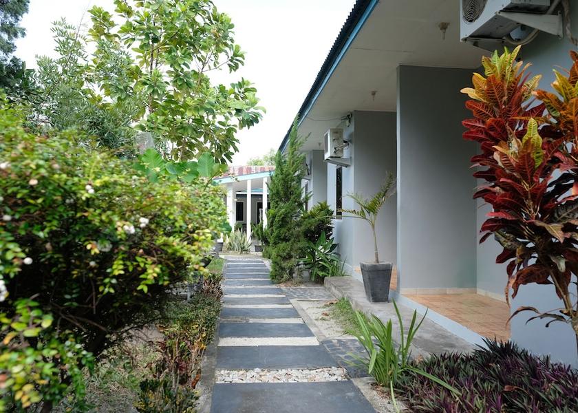 Bangka-Belitung Tanjung Pandan Exterior Detail