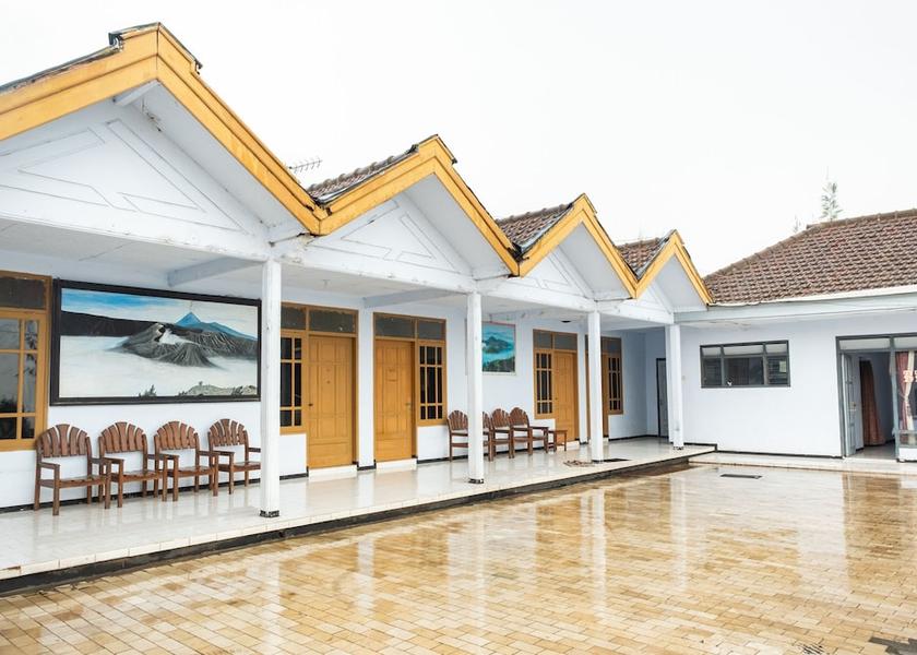 East Java Wonokitri Exterior Detail