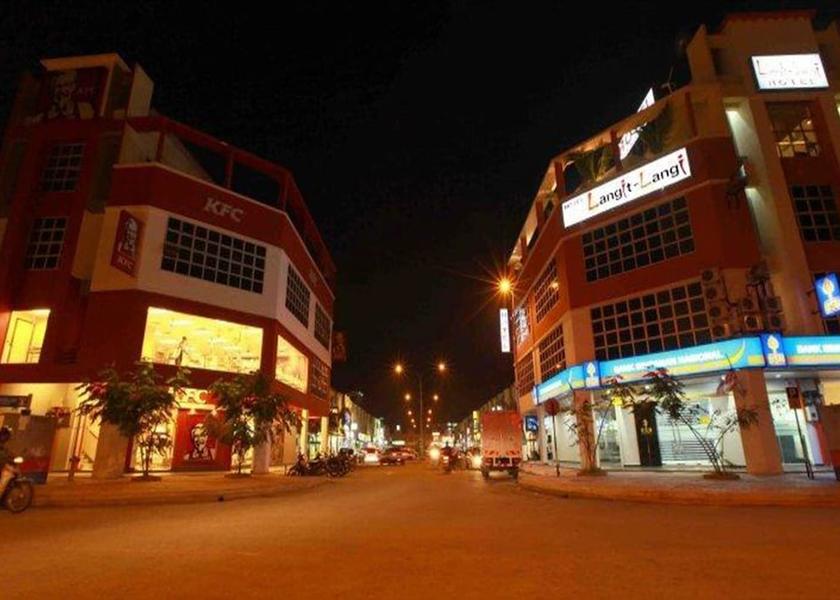 Selangor Dengkil Facade
