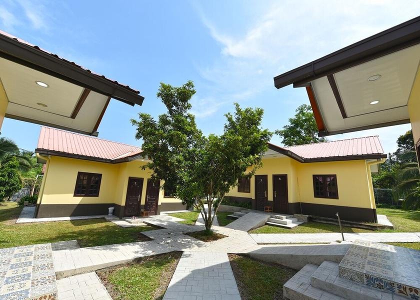 Malacca Jasin Exterior Detail