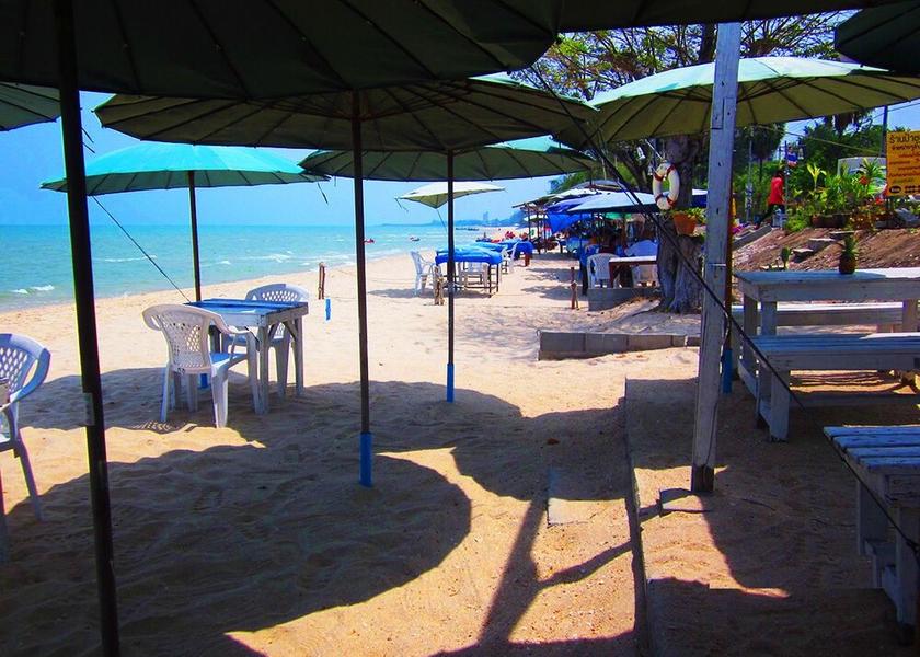 Prachuap Khiri Khan Cha-am Beach