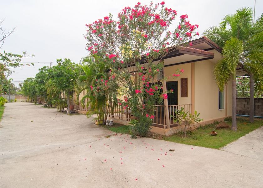 Prachuap Khiri Khan Cha-am Exterior Detail