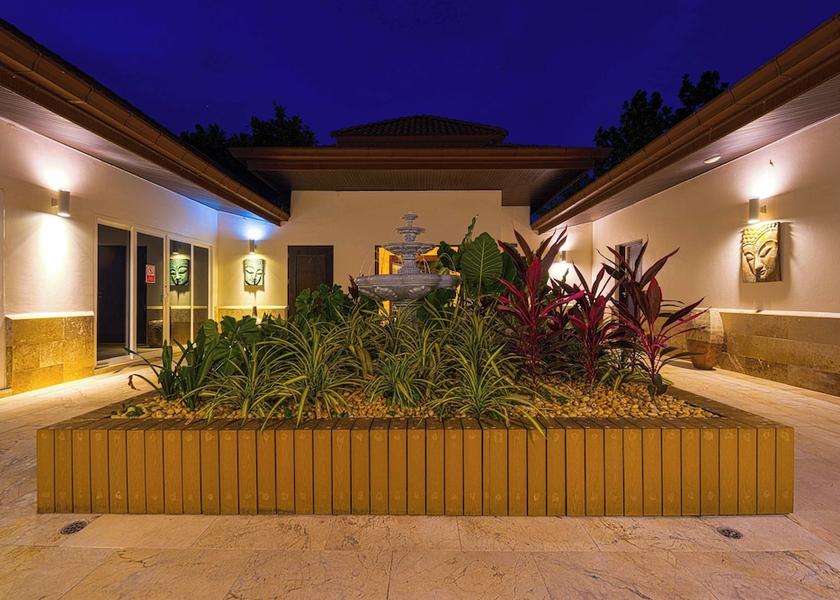 Prachuap Khiri Khan Cha-am Interior Entrance