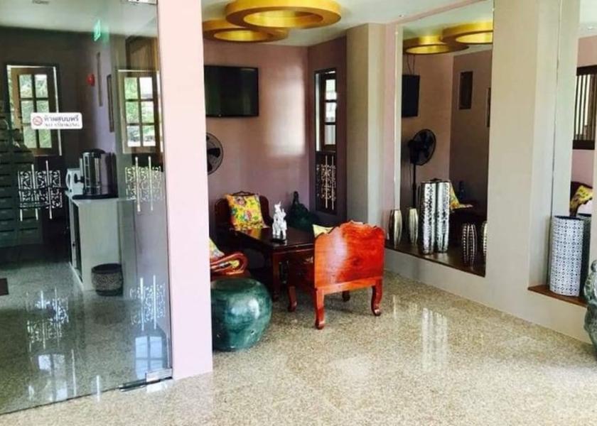 Phuket Choeng Thale Lobby