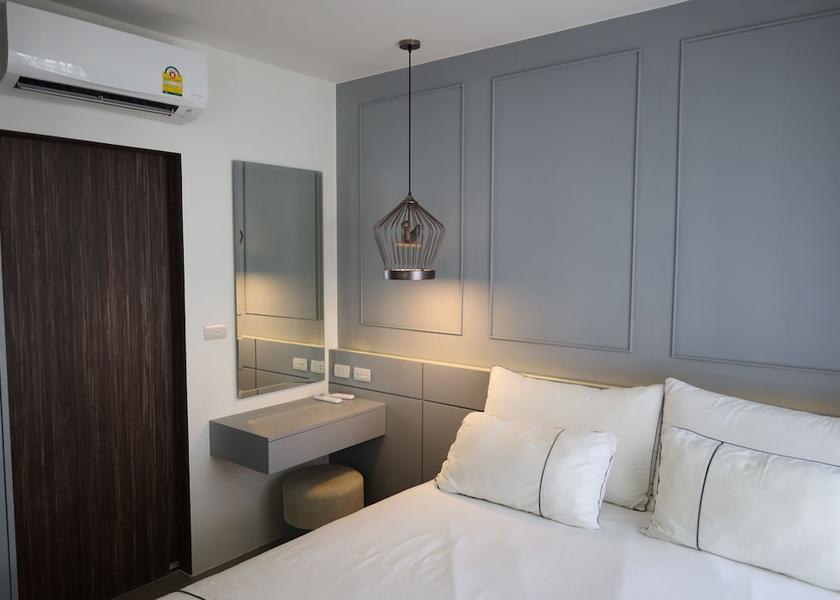 Phuket Choeng Thale Room