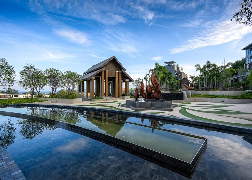 Phuket Choeng Thale Exterior Detail