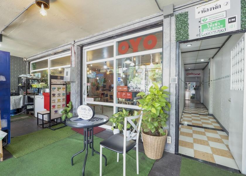 Chonburi Chonburi Reception