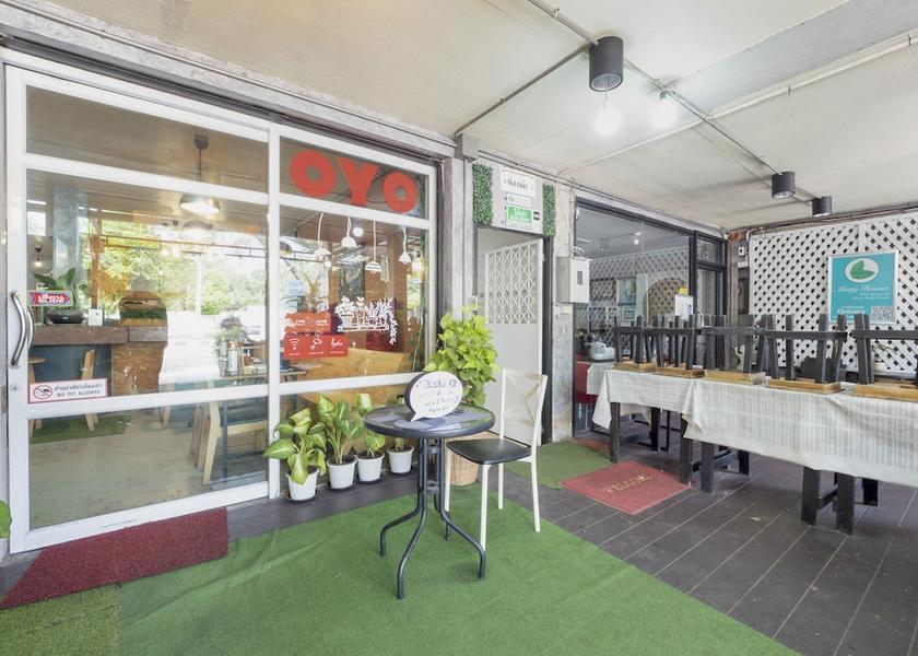 Chonburi Chonburi Reception