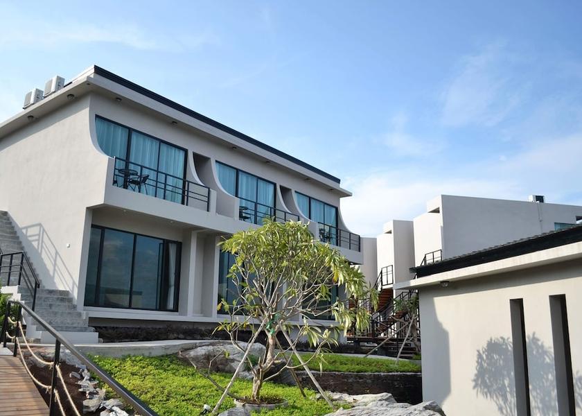 Chonburi Ko Sichang Primary image