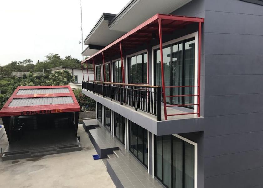 Chonburi Koh Lan Interior Entrance