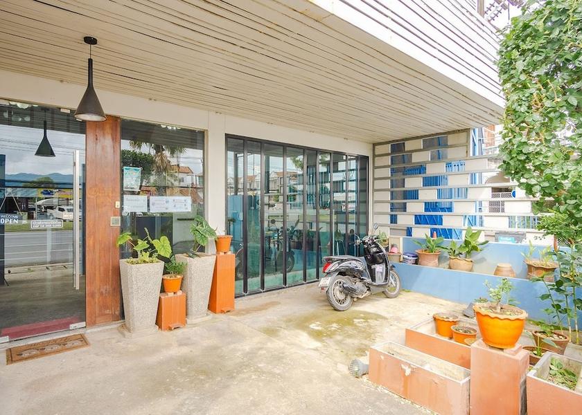 Phuket Si Sunthon Exterior Detail