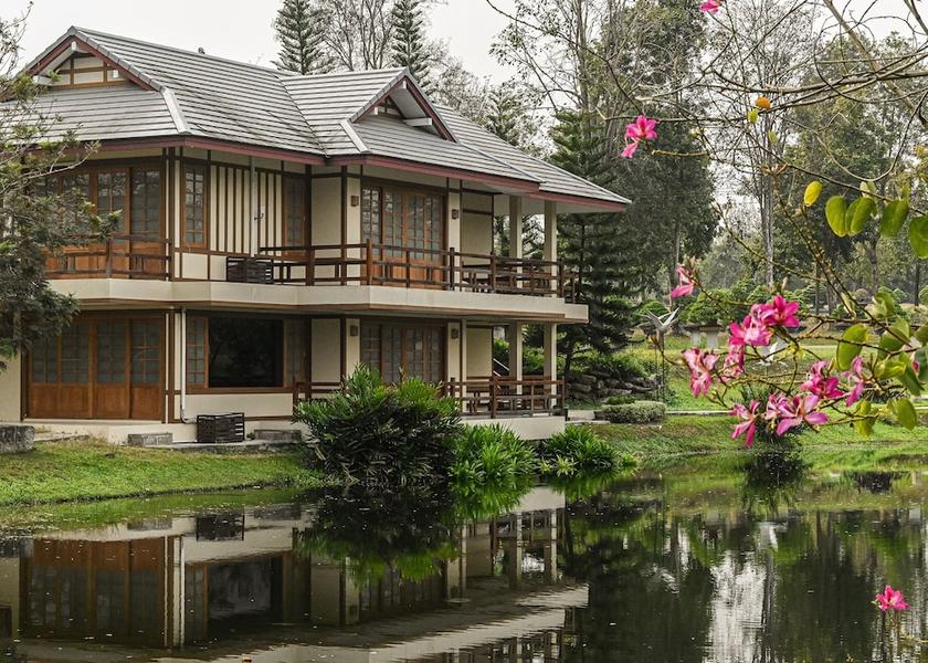 Ratchaburi Suan Phueng Terrace