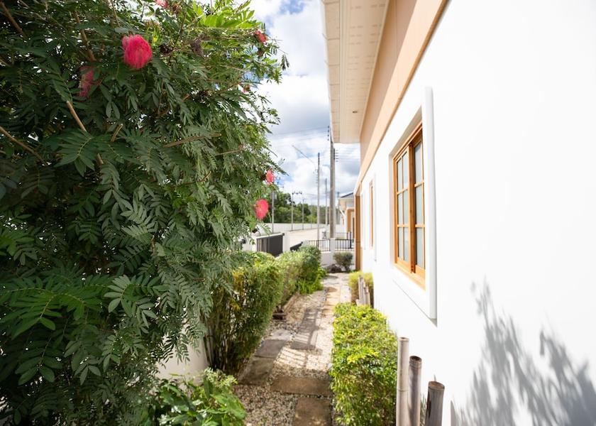 Phuket Thep Kasattri Facade